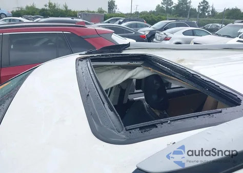 2017 Toyota Rav4 Xle from USA, damaged, VIN JTMWFREV3HJ102061